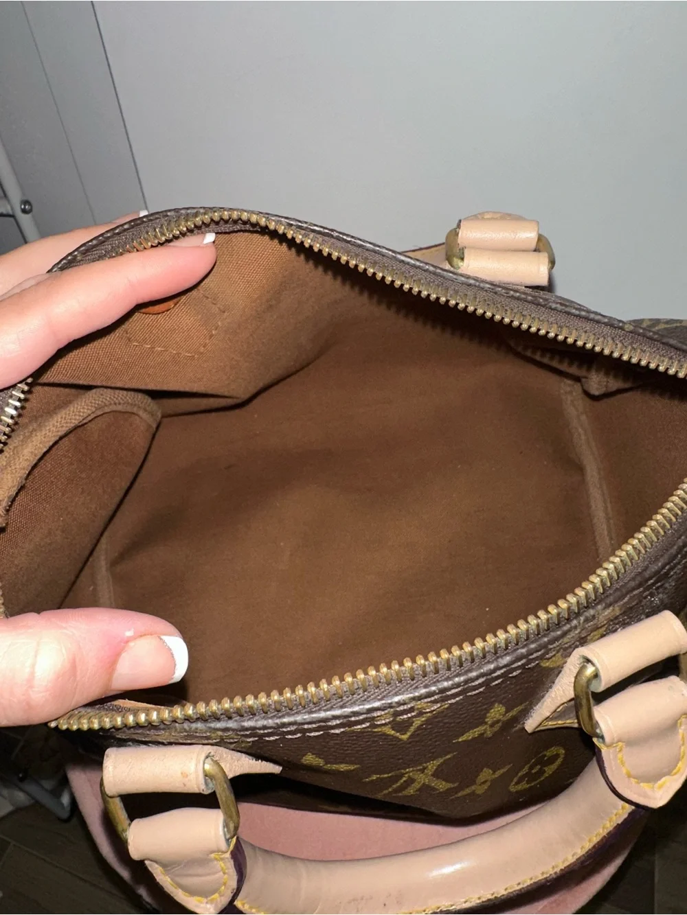 Louis Vuitton Brown Monogram Canvas Satchel  Authentic Vintage Speedy 25